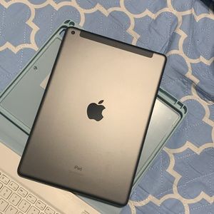 iPad 9th gen 64gb. Space grey. Wi-Fi + Cellular